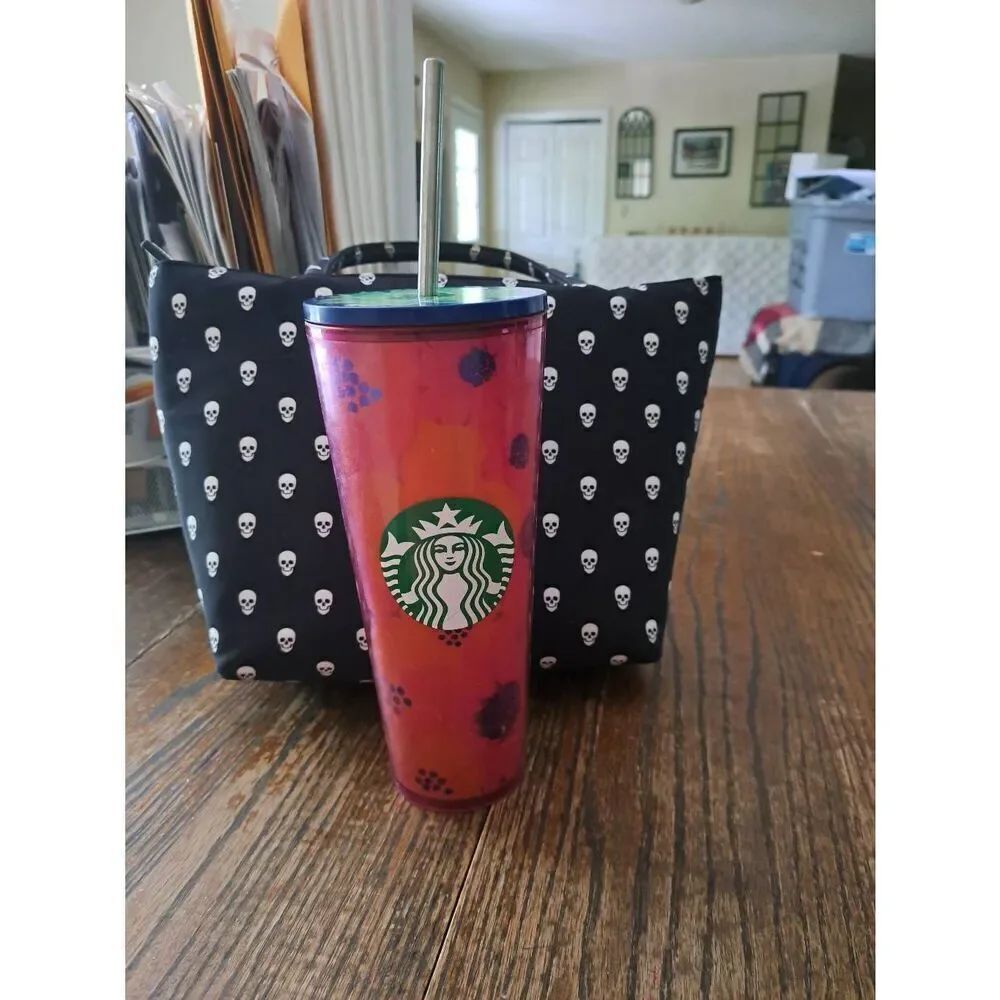 Starbucks Summer 2022 Dancing Blooms Venti Cold Tumbler 24oz Hibiscus Lid Used